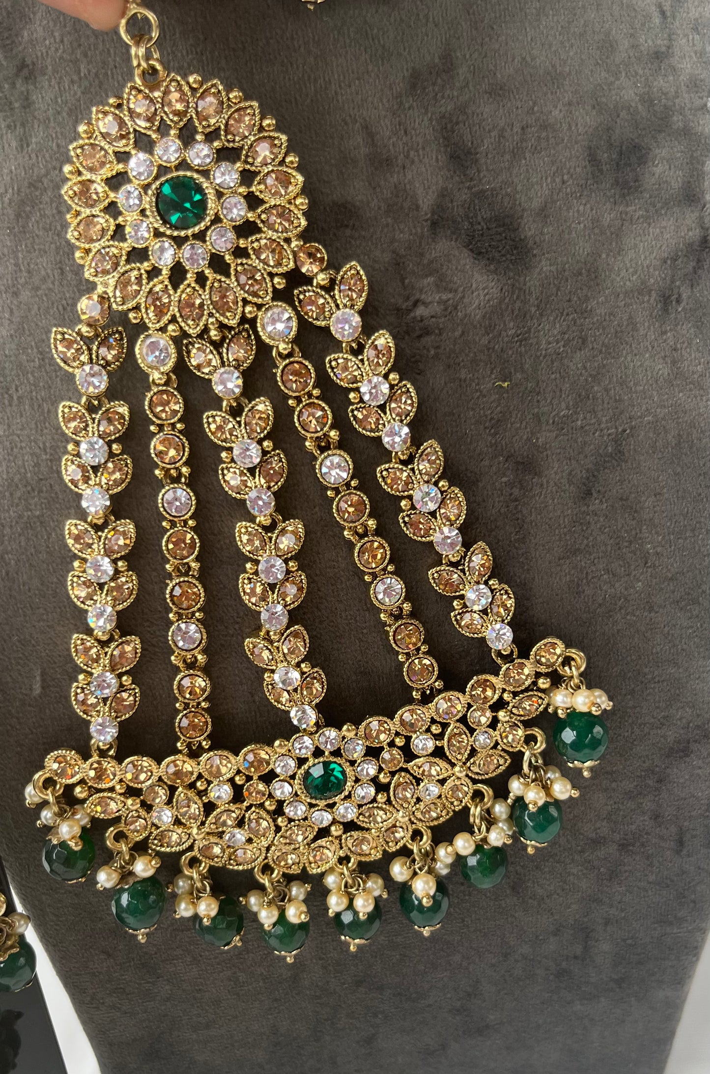 Pakistani necklace set with earring, tikka with jhoomar