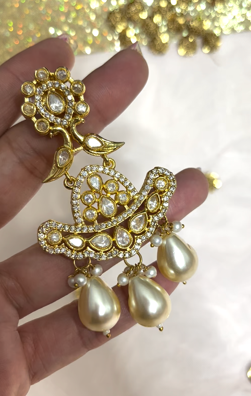 Tyanni stone earrings (gold plated base)